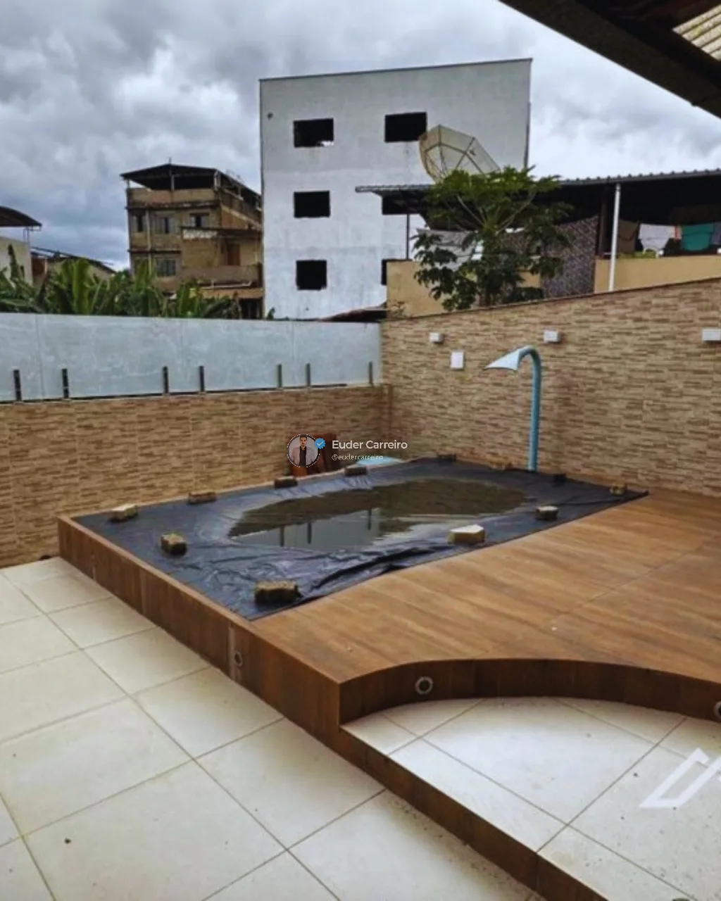 Casa com 3 quartos e 370 m² - Ananias Marques, Inhapim
