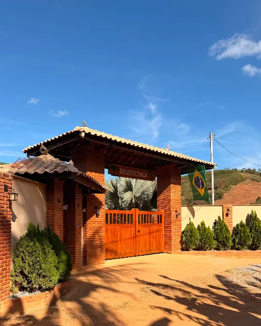 Chácara com piscina e área gourmet - Córrego Boa Sorte, Inhapim