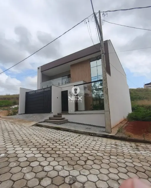 Casa alto padrão no Recanto do Aconchego - Inhapim, MG