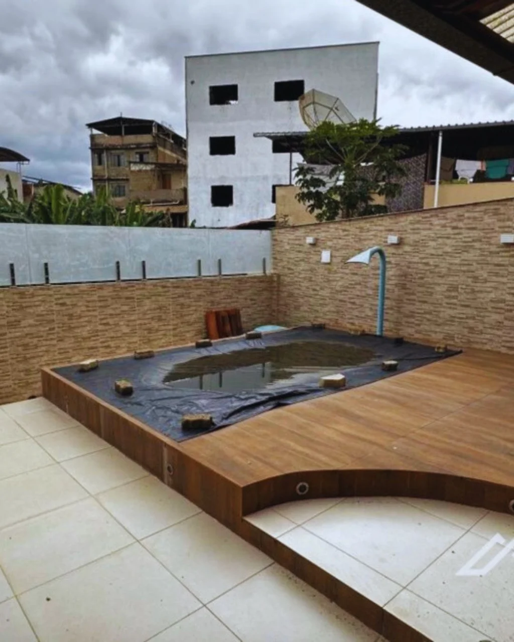 Casa com 3 quartos e 370 m² - Ananias Marques, Inhapim