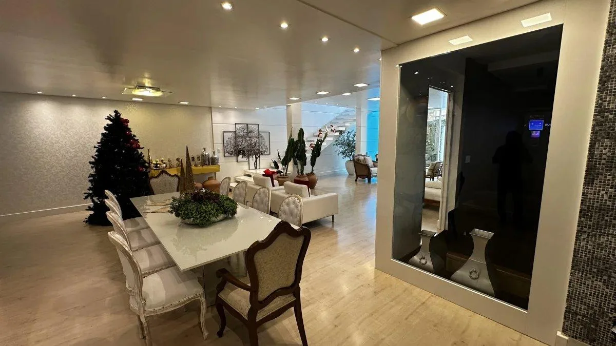Casa com 4 quartos e 990 m² - Ananias Marques, Inhapim